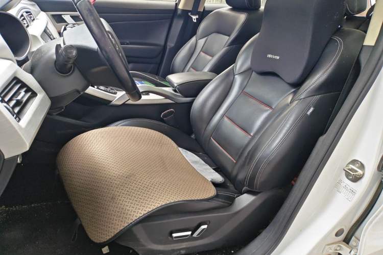 Used Geely Auto Emgrand X7 Sport 2018 1.8TD Automatic Two-Wheel Drive Smart Connect 4G Internet Edition Left Front Seat