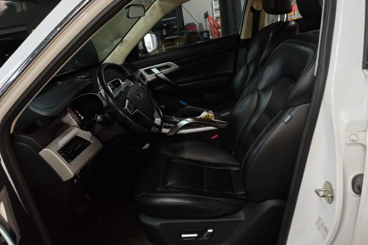 Used Geely Auto Emgrand X7 Sport 2018 1.8TD Automatic Two-Wheel Drive Smart Connect 4G Internet Edition Left Front Seat