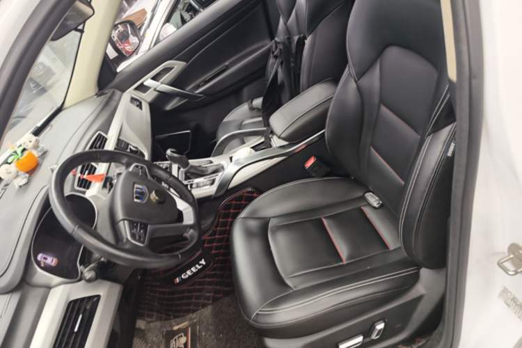 Used Geely Auto Emgrand X7 Sport 2018 1.8TD Automatic Two-Wheel Drive Smart Connect 4G Internet Edition Left Front Seat