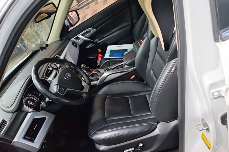 Used Geely Auto Emgrand X7 Sport 2018 1.8TD Automatic Two-Wheel Drive Smart 4G Connected Version Left Front Seat