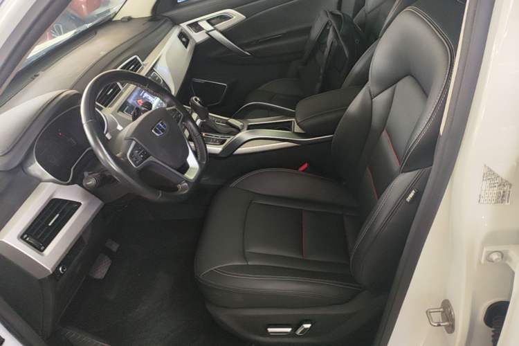 Used Geely Auto Emgrand X7 Sport 2018 1.8TD Automatic Two-Wheel Drive Smart Connect 4G Internet Edition Left Front Seat