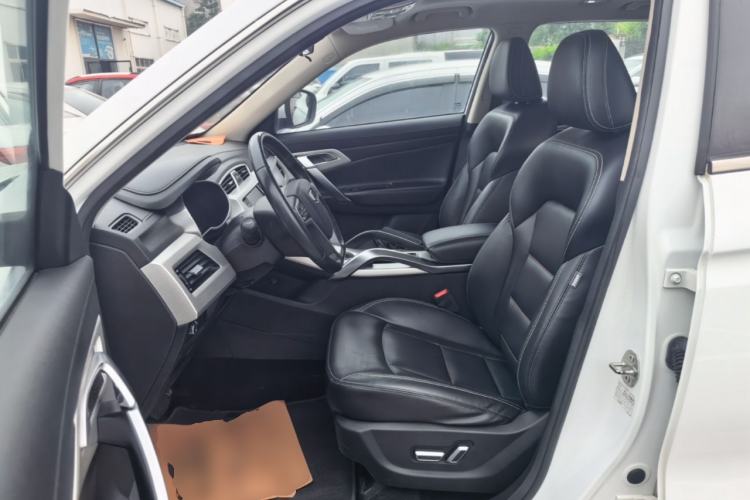 Used Geely Auto Emgrand X7 Sport 2018 1.8TD Automatic Two-Wheel Drive Smart Connect 4G Internet Edition Left Front Seat