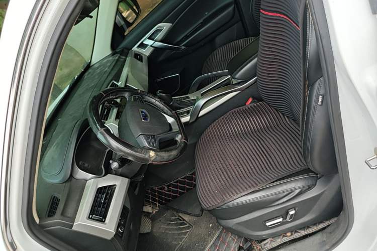 Used Geely Auto Emgrand X7 Sport 2018 1.8TD Automatic Two-Wheel Drive Smart Connect 4G Internet Edition Left Front Seat