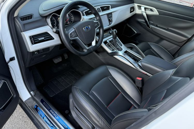 Used Geely Auto Emgrand X7 Sport 2018 1.8TD Automatic Two-Wheel Drive Zhiya Model Left Front Seat