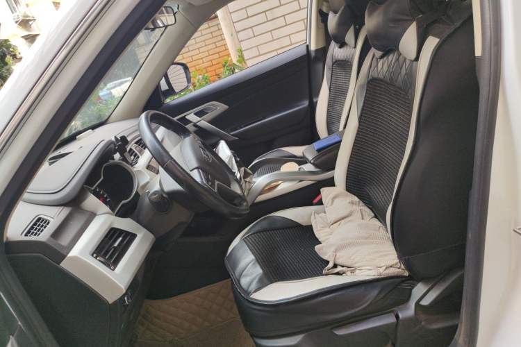 Used Geely Auto Emgrand X7 Sport 2018 1.8TD Manual Two-Wheel Drive Zhiya Model Left Front Seat