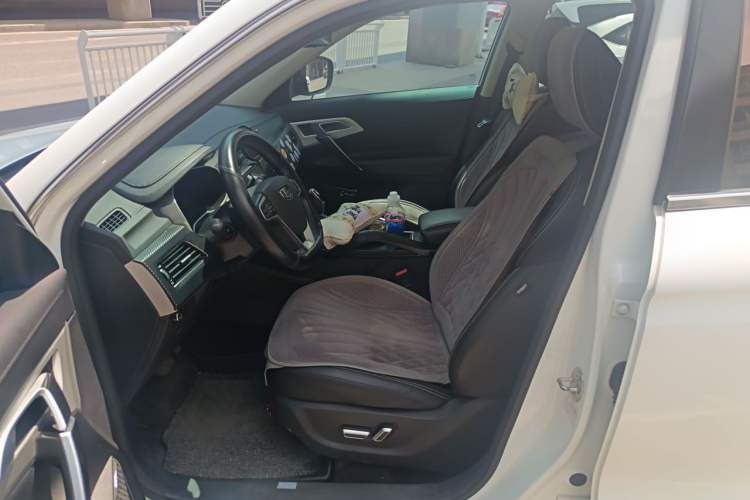 Used Geely Auto Emgrand X7 Sport 2018 Revised Version 1.8TD Automatic Two-Wheel Drive Smart Connectivity 4G-Enabled Edition Left Front Seat