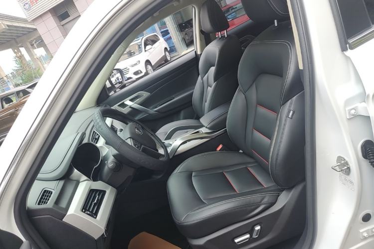 Used Geely Auto Emgrand X7 Sport 2018 1.8TD Automatic Two-Wheel Drive Smart 4G Connected Version Left Front Seat