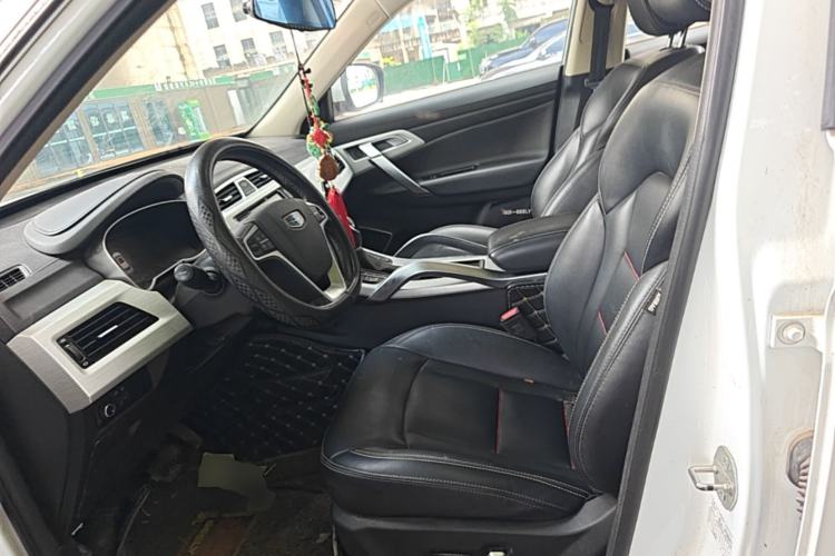 Used Geely Auto Emgrand X7 Sport 2018 1.8TD Automatic Two-Wheel Drive Smart Connect 4G Internet Edition Left Front Seat