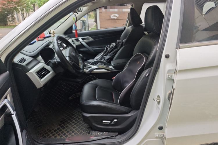 Used Geely Auto Emgrand X7 Sport 2018 1.8TD Automatic Two-Wheel Drive Smart Connect 4G Internet Edition Left Front Seat