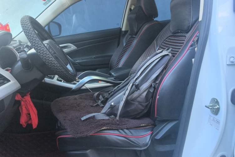 Used Geely Auto Emgrand X7 Sport 2018 1.8TD Automatic Two-Wheel Drive Zhiya Model Left Front Seat