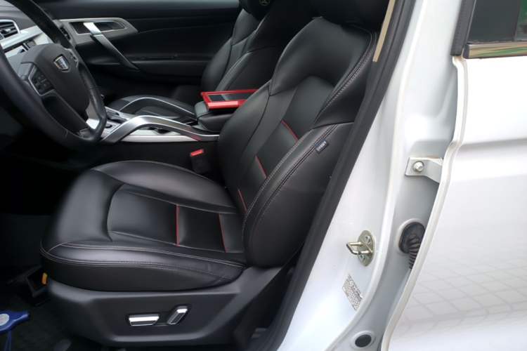 Used Geely Auto Emgrand X7 Sport 2018 1.8TD Automatic Two-Wheel Drive Smart Connect 4G Internet Edition Left Front Seat