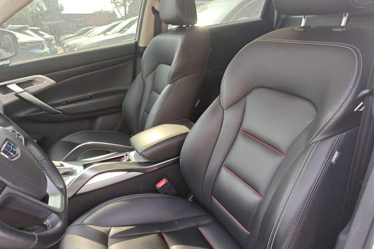 Used Geely Auto Emgrand X7 Sport 2018 1.8TD Automatic Two-Wheel Drive Smart Connect 4G Internet Edition Left Front Seat