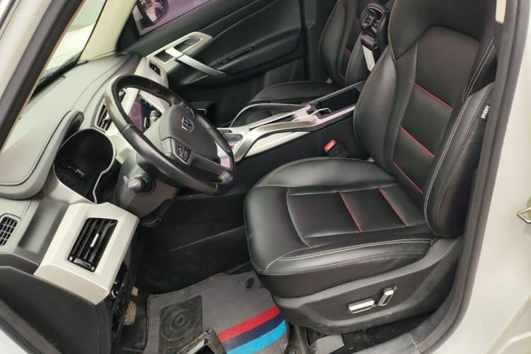 Used Geely Auto Emgrand X7 Sport 2018 1.8TD Automatic Two-Wheel Drive Smart Connect 4G Internet Edition Left Front Seat