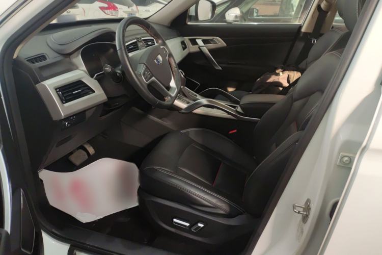 Used Geely Auto Emgrand X7 Sport 2018 1.8TD Automatic Two-Wheel Drive Smart Connect 4G Internet Edition Left Front Seat