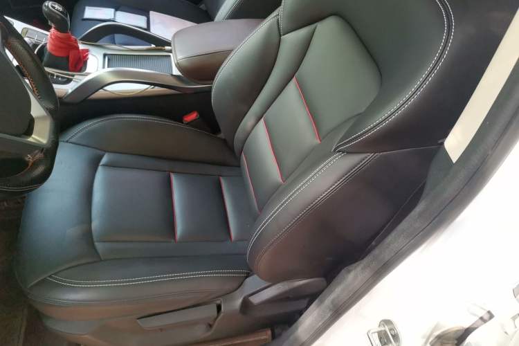 Used Geely Auto Emgrand X7 Sport 2018 1.8TD Manual Two-Wheel Drive Zhiya Model Left Front Seat