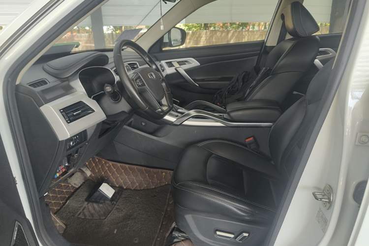 Used Geely Auto Emgrand X7 Sport 2018 1.8TD Automatic Two-Wheel Drive Smart Connect 4G Internet Edition Left Front Seat