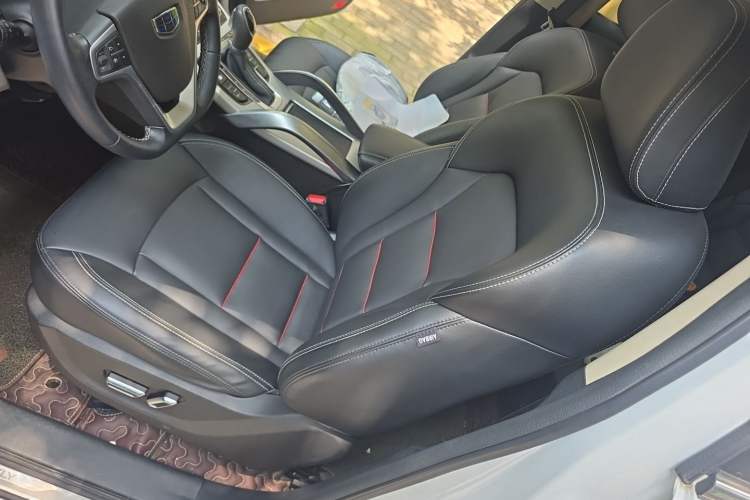 Used Geely Auto Emgrand X7 Sport 2018 1.8TD Automatic Two-Wheel Drive Smart Connect 4G Internet Edition Left Front Seat