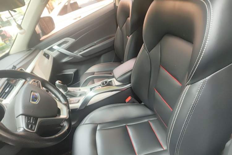 Used Geely Auto Emgrand X7 Sport 2018 1.8TD Automatic Two-Wheel Drive Zhiya Model Left Front Seat