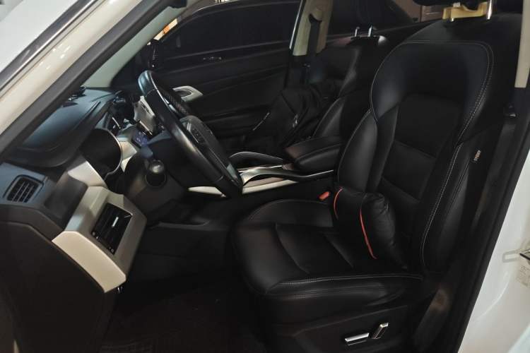 Used Geely Auto Emgrand X7 Sport 2018 1.8TD Automatic Two-Wheel Drive Smart Connect 4G Internet Edition Left Front Seat
