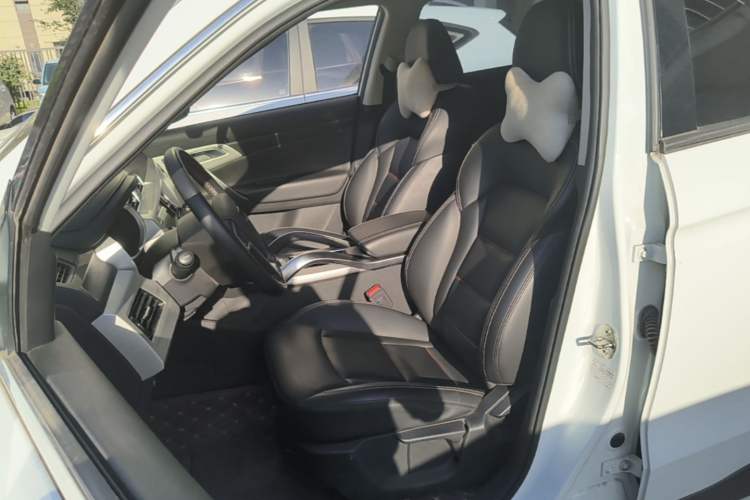 Used Geely Auto Emgrand X7 Sport 2018 1.8TD Automatic Two-Wheel Drive Zhiya Model Left Front Seat