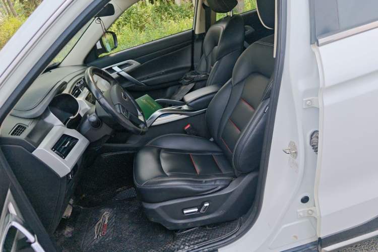Used Geely Auto Emgrand X7 Sport 2018 1.8TD Automatic Two-Wheel Drive Smart Connect 4G Internet Edition Left Front Seat