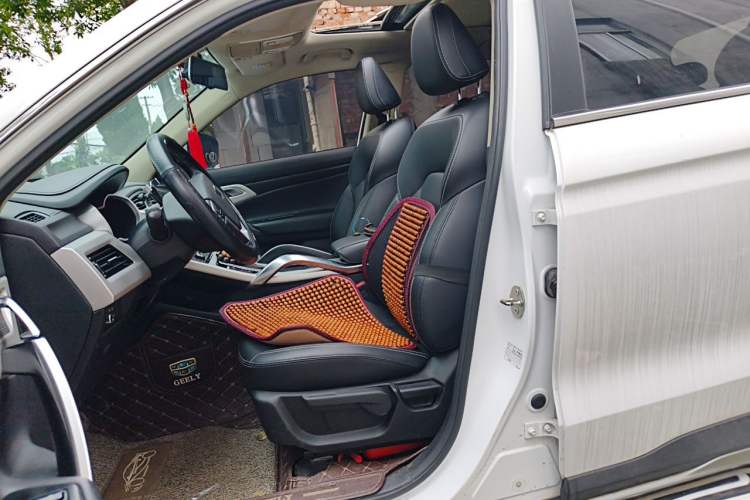 Used Geely Auto Emgrand X7 Sport 2018 1.8TD Automatic Two-Wheel Drive Zhiya Model Left Front Seat