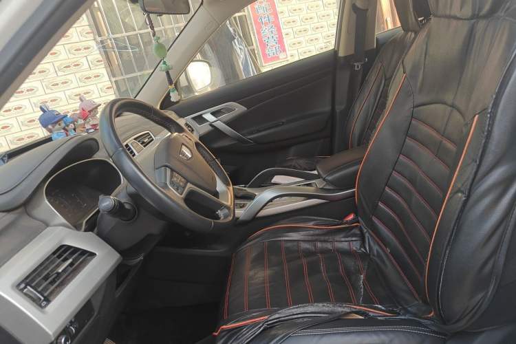 Used Geely Auto Emgrand X7 Sport 2018 1.8TD Automatic Two-Wheel Drive Smart Connect 4G Internet Edition Left Front Seat