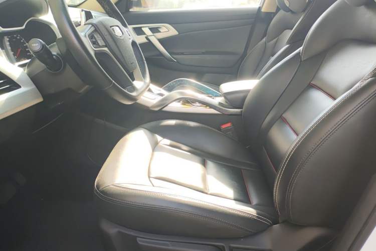 Used Geely Auto Emgrand X7 Sport 2018 1.8TD Automatic Two-Wheel Drive Zhiya Model Left Front Seat