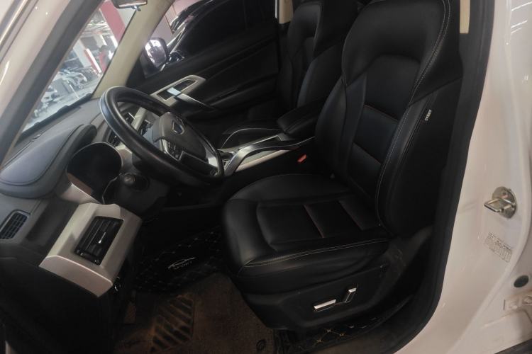 Used Geely Auto Emgrand X7 Sport 2018 1.8TD Automatic Two-Wheel Drive Smart Connect 4G Internet Edition Left Front Seat