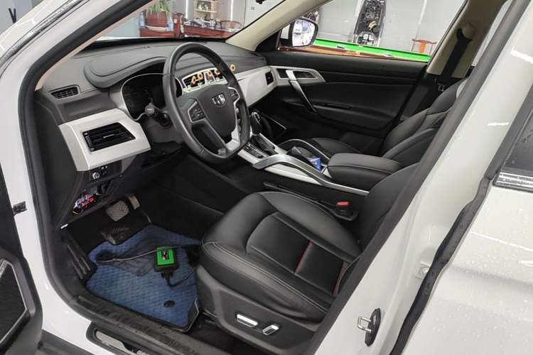 Used Geely Auto Emgrand X7 Sport 2018 1.8TD Automatic Two-Wheel Drive Smart Connect 4G Internet Edition Left Front Seat