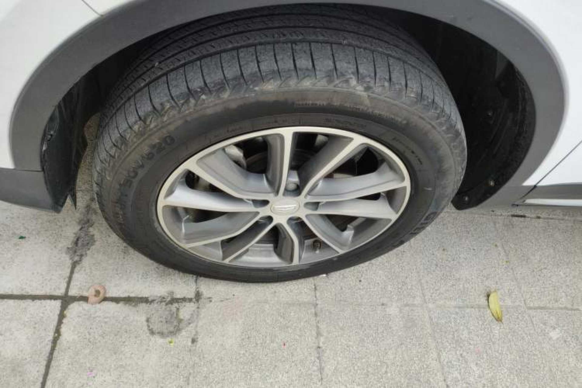 Used Geely Auto Emgrand X7 Sport 2018 1.8TD Automatic Two-Wheel Drive Smart Connect 4G Internet Edition Left Front Wheel Hub