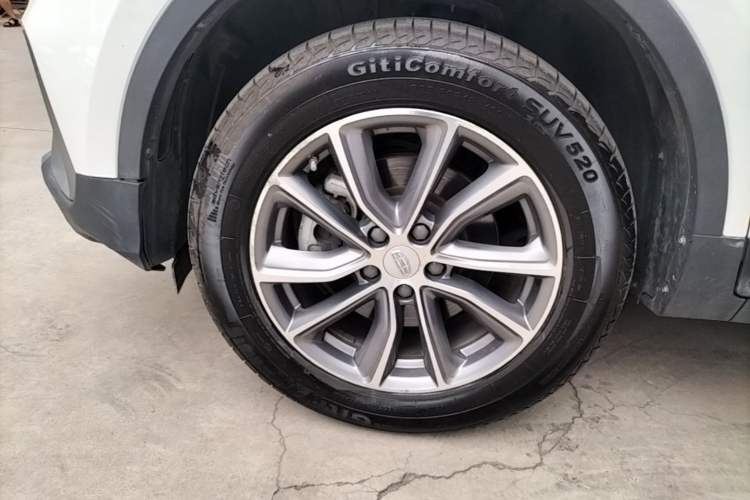 Used Geely Auto Emgrand X7 Sport 2018 1.8TD Automatic Two-Wheel Drive Smart Connect 4G Internet Edition Left Front Wheel Hub
