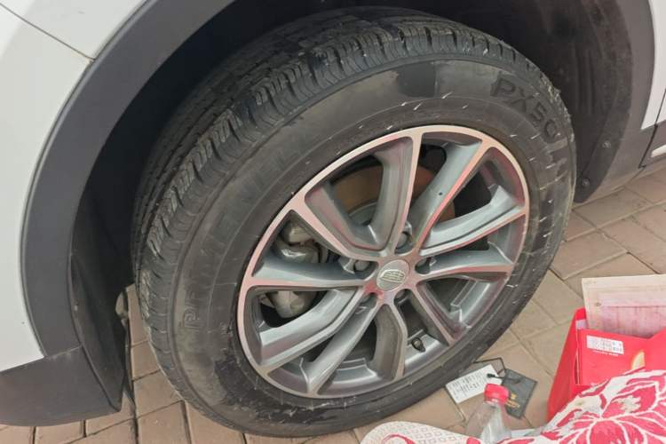 Used Geely Auto Emgrand X7 Sport 2018 2.0L Manual Two-Wheel Drive Zhiya Version Left Front Wheel Hub