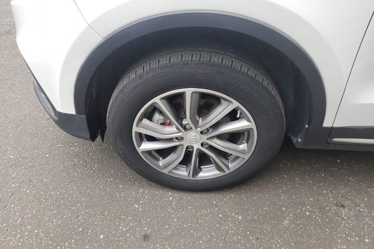 Used Geely Auto Emgrand X7 Sport 2018 1.8TD Automatic Two-Wheel Drive Smart 4G Connected Version Left Front Wheel Hub