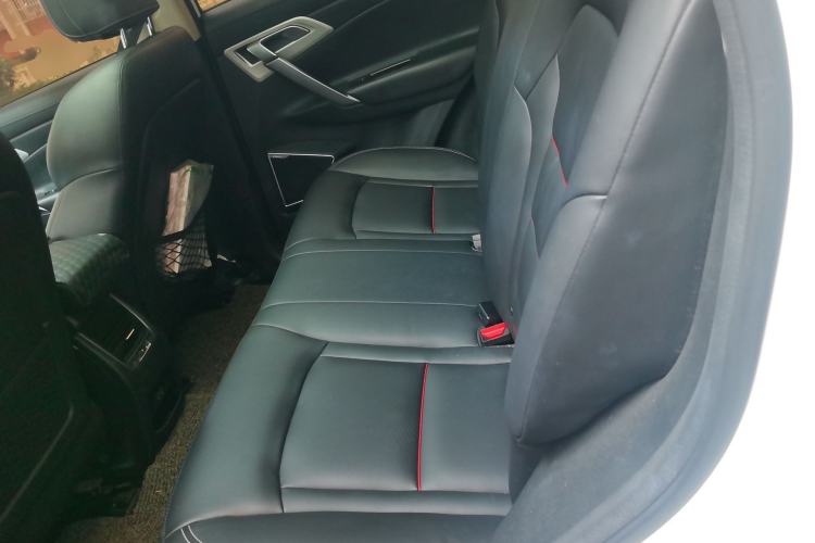 Used Geely Auto Emgrand X7 Sport 2018 1.8TD Automatic Two-Wheel Drive Zhiya Model Left Rear Seat