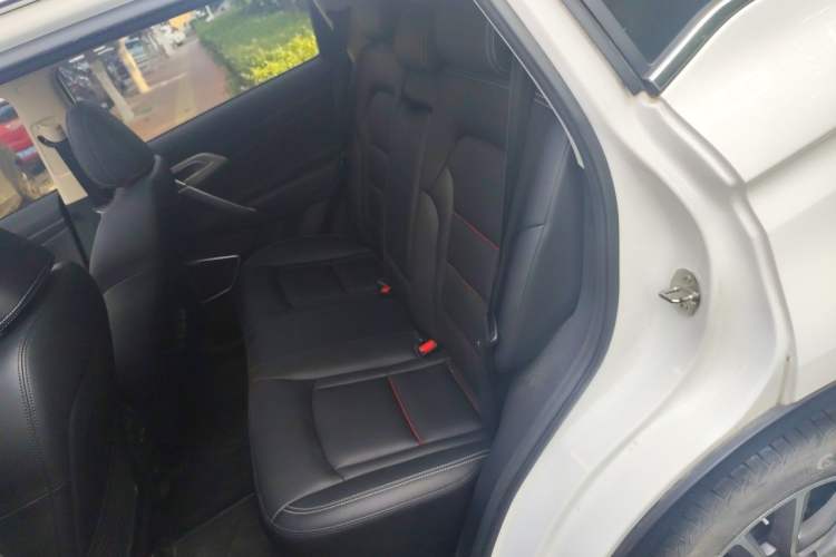 Used Geely Auto Emgrand X7 Sport 2018 1.8TD Automatic Two-Wheel Drive Smart Connect 4G Internet Edition Left Rear Seat