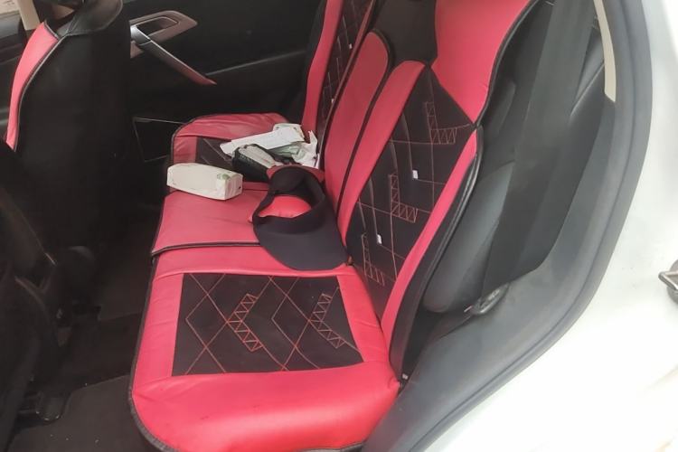 Used Geely Auto Emgrand X7 Sport 2018 2.0L Manual Two-Wheel Drive Zhiya Version Left Rear Seat
