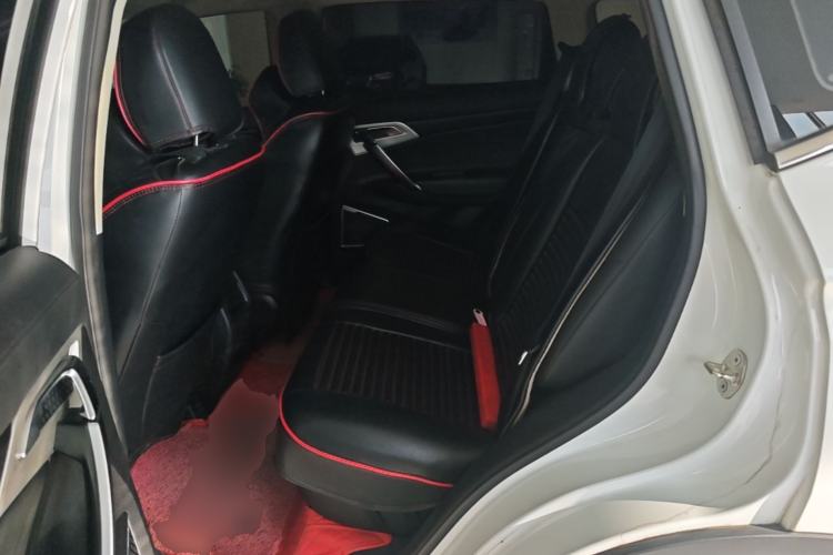 Used Geely Auto Emgrand X7 Sport 2018 2.0L Manual Two-Wheel Drive Zhiya Version Left Rear Seat