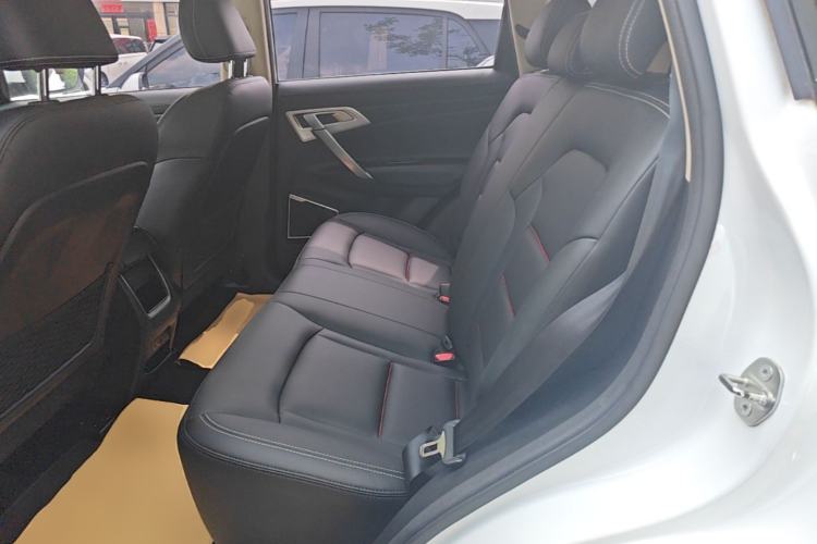 Used Geely Auto Emgrand X7 Sport 2018 2.0L Manual Two-Wheel Drive Zhiya Version Left Rear Seat