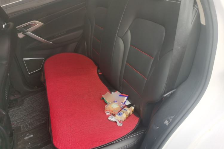 Used Geely Auto Emgrand X7 Sport 2018 2.0L Manual Two-Wheel Drive Zhiya Version Left Rear Seat
