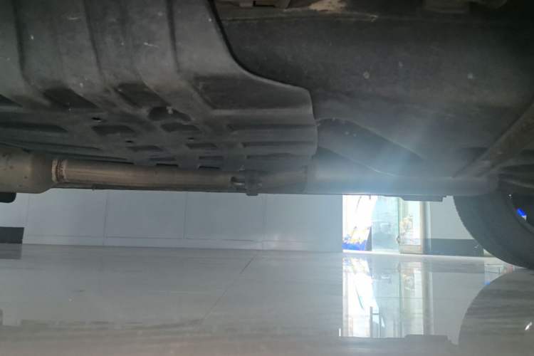 Used Geely Auto Emgrand X7 Sport 2018 2.0L Manual Two-Wheel Drive Zhiya Version Left Side Sill