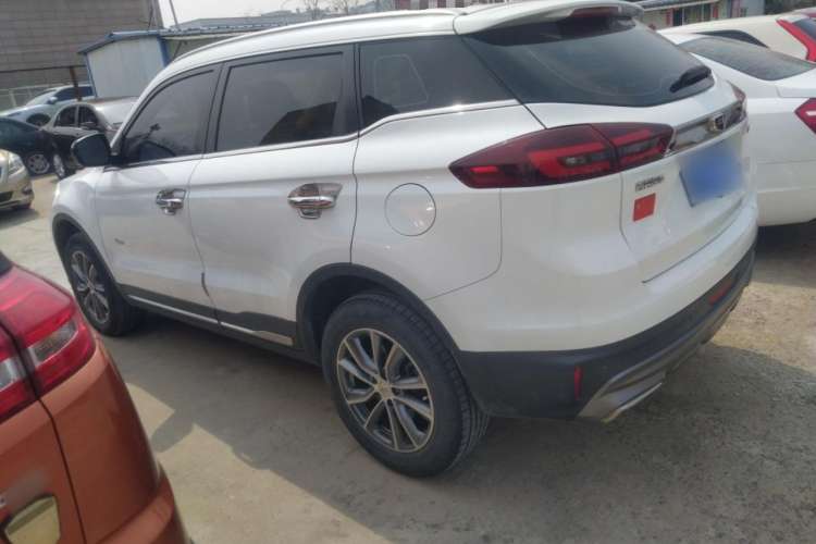 Used Geely Auto Emgrand X7 Sport 2018 1.8TD Automatic Two-Wheel Drive Smart Connect 4G Internet Edition Left Side