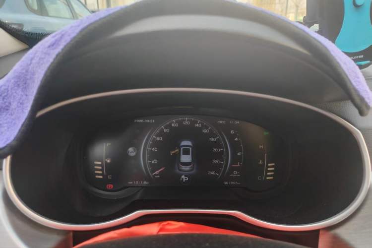 Used Geely Auto Emgrand X7 Sport 2018 1.8TD Automatic Two-Wheel Drive Smart Connect 4G Internet Edition Odometer Close Up