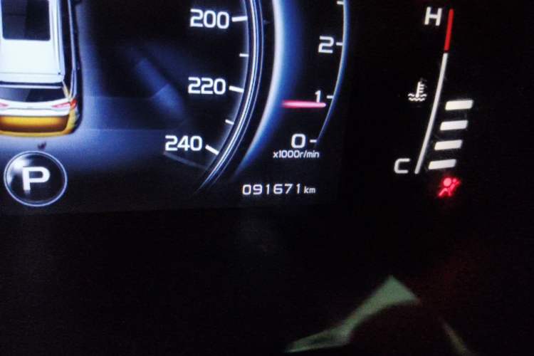 Used Geely Auto Emgrand X7 Sport 2018 Revised Version 1.8TD Automatic Two-Wheel Drive Smart Connectivity 4G-Enabled Edition Odometer Close Up