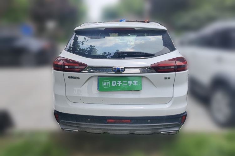 Used Geely Auto Emgrand X7 Sport 2018 1.8TD Automatic Two-Wheel Drive ZhiZun Model with 4G Connectivity Rear