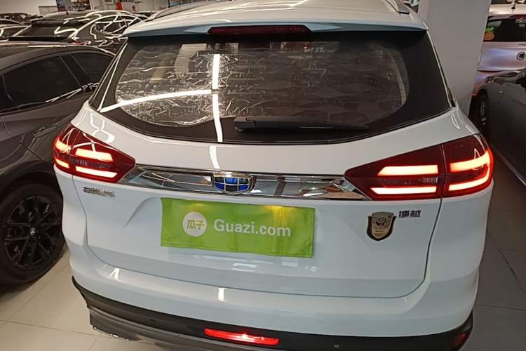 Used Geely Auto Emgrand X7 Sport 2018 1.8TD Automatic Two-Wheel Drive Zhiya Model Rear