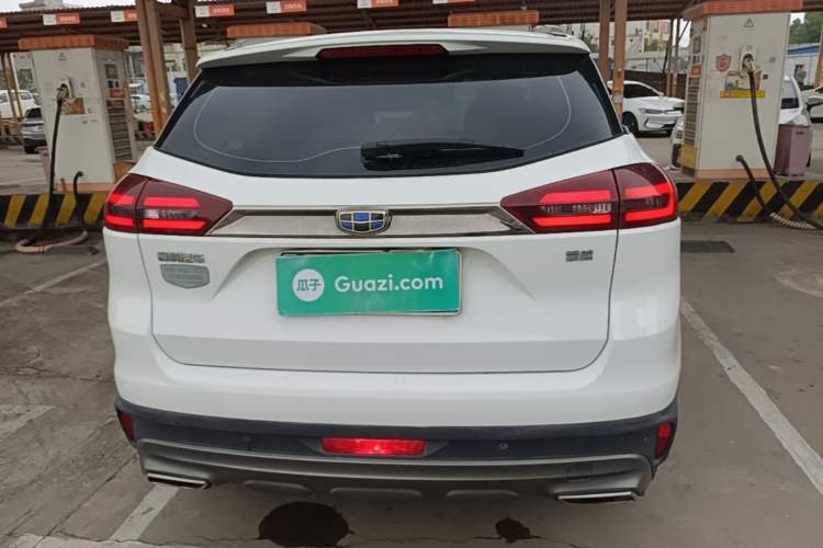 Used Geely Auto Emgrand X7 Sport 2018 1.8TD Automatic Two-Wheel Drive Smart Connect 4G Internet Edition Rear