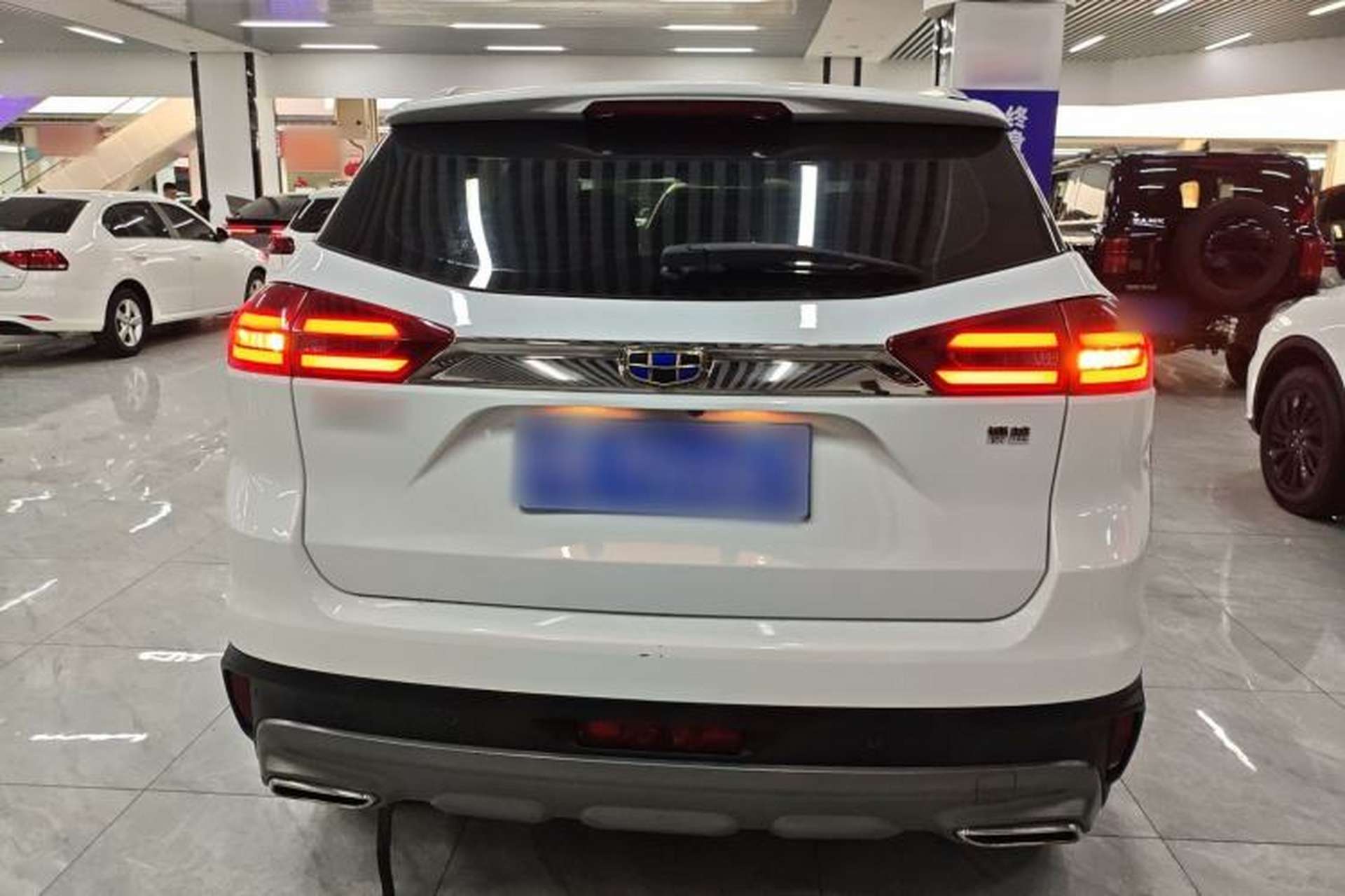 Used Geely Auto Emgrand X7 Sport 2018 1.8TD Automatic Two-Wheel Drive Smart Connect 4G Internet Edition Rear