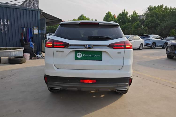 Used Geely Auto Emgrand X7 Sport 2018 1.8TD Automatic Two-Wheel Drive Smart Connect 4G Internet Edition Rear