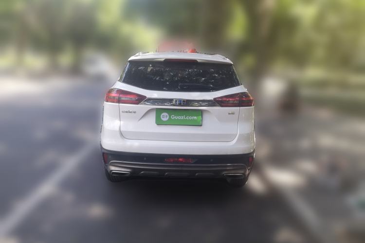 Used Geely Auto Emgrand X7 Sport 2018 1.8TD Automatic Two-Wheel Drive ZhiZun Model with 4G Connectivity Rear